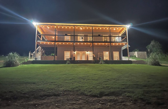 3-bedroom, 2-bathroom lake house on Lewis Smith Lake located in Crane Hill, AL