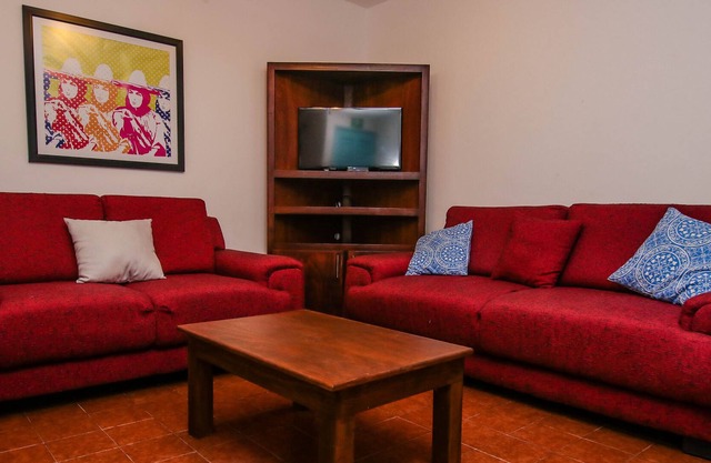 Villa de 3 Recámaras y 2 Pisos V2