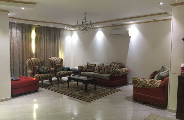 3 bedroom, 3 br , living , dining and reception prime location Maadi