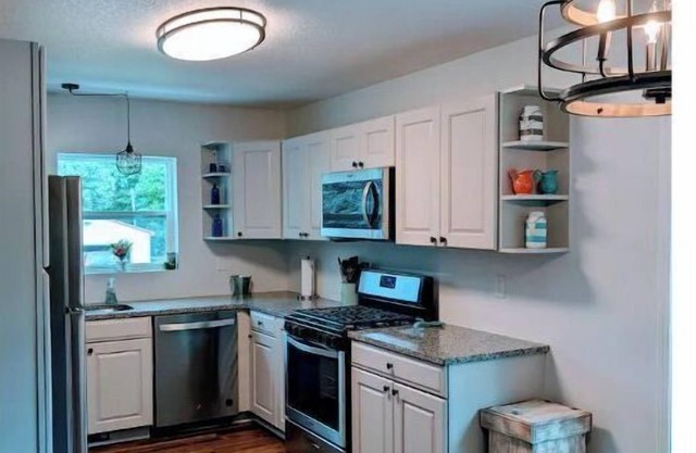3 Bedroom 5 Minutes from Torch Lake/15 From Shanty Creek