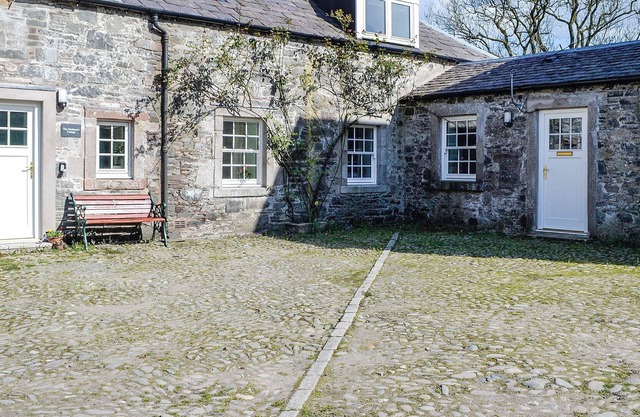 3 bedroom accommodation in Castle Douglas