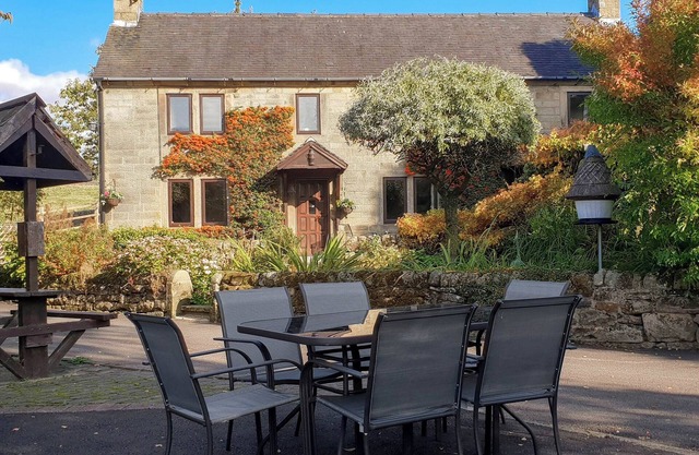3 bedroom accommodation in Lumsdale, Tansley Wood, near Matlock