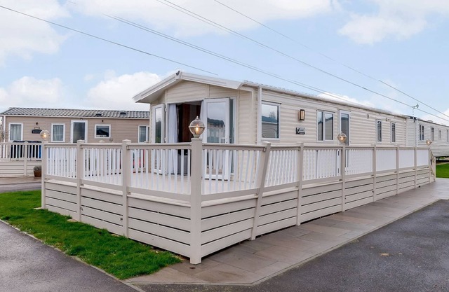 3 bedroom accommodation in Birchington