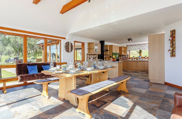 Alojamiento de 3 habitaciones en Carrbridge, near Aviemore