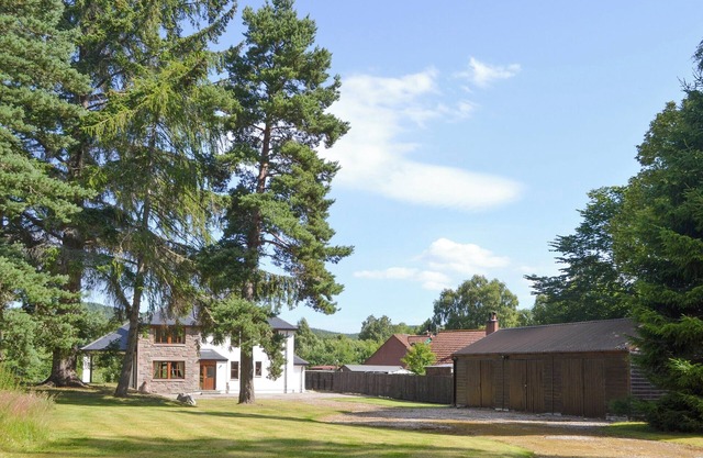 3 bedroom accommodation in Carrbridge