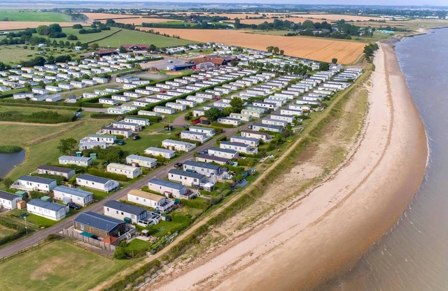 3 bedroom accommodation in Colchester
