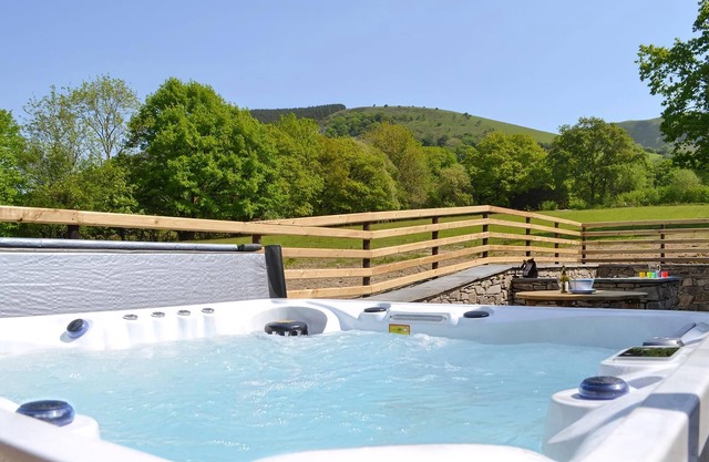 Alojamiento de 3 habitaciones en Cwm-Cewydd, near Machynlleth