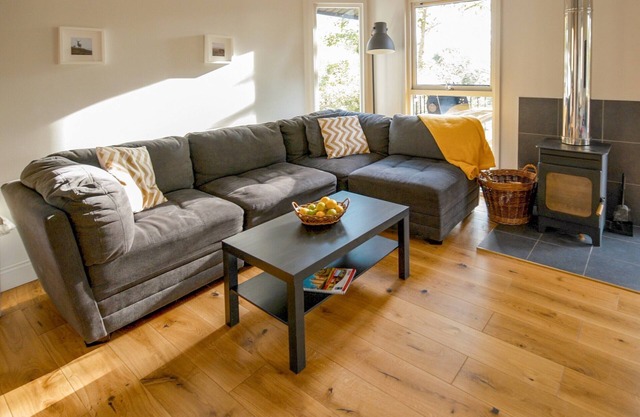 3 bedroom accommodation in Fearnan, near Aberfeldy