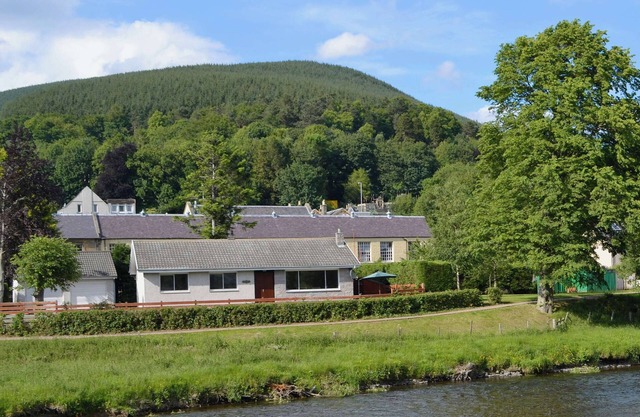 Alojamiento de 3 habitaciones en Walkerburn