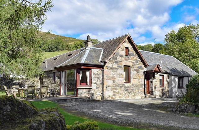 Alojamiento de 3 habitaciones en Keltneyburn, por Aberfeldy