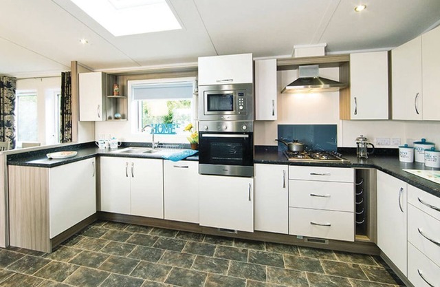 3 bedroom accommodation in Mouswald, Dumfries