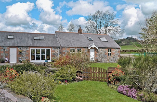Alojamiento de 3 habitaciones en Irongray, Dumfries