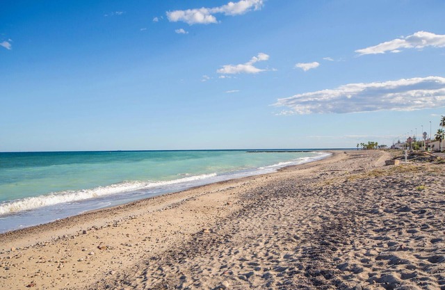 3 bedroom accommodation in Almazora