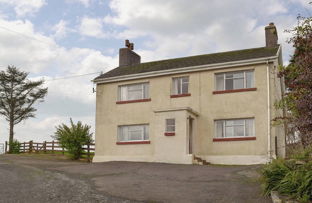 Alojamiento de 3 habitaciones en Cynheidre, cerca de Llanelli