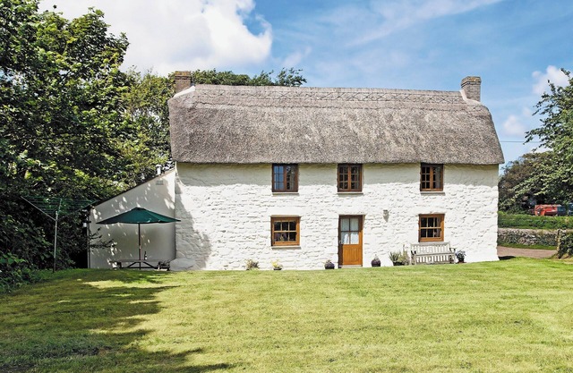 Alojamiento de 3 habitaciones en Rosudgeon, near Marazion