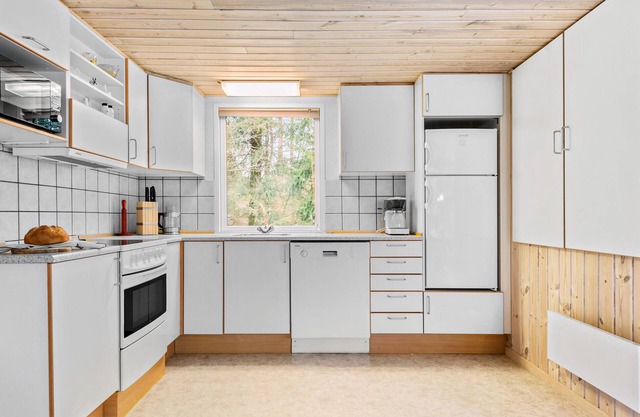 3 bedroom accommodation in Ans By