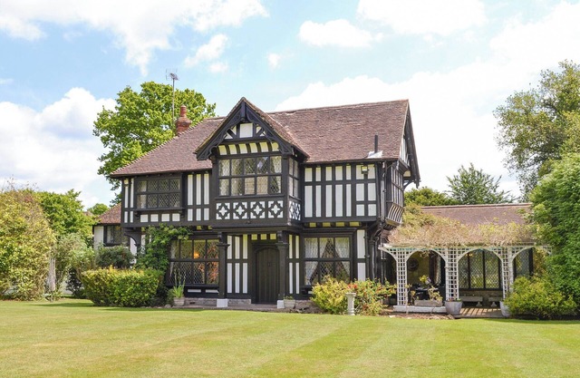 Alojamiento de 3 habitaciones en Little Chart, cerca de Ashford