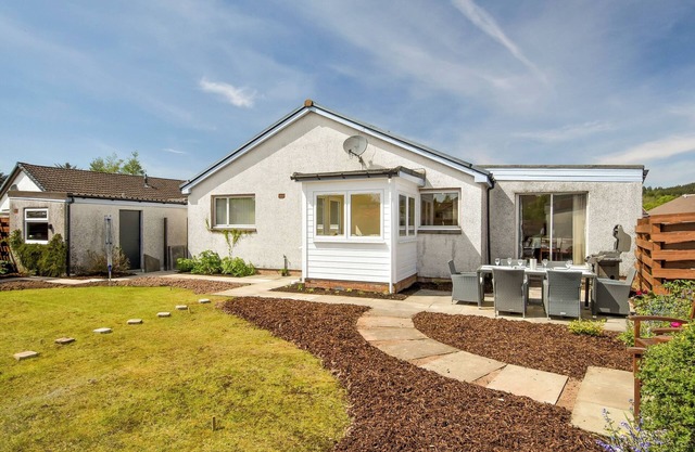 Alojamiento de 3 habitaciones en Comrie, cerca de Crieff