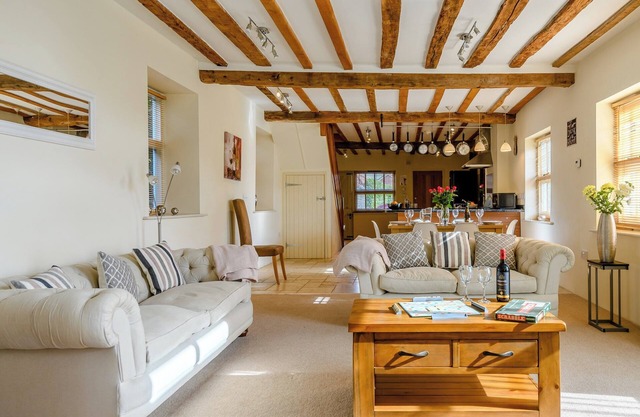 Alojamiento de 3 habitaciones en Tacolneston, cerca de Wymondham