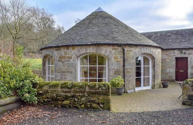 Alojamiento de 3 habitaciones en Kelty, cerca de Dunfermline