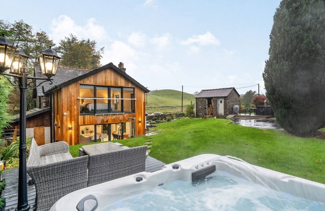 3 bedroom accommodation in Endmoor, Near Kendal