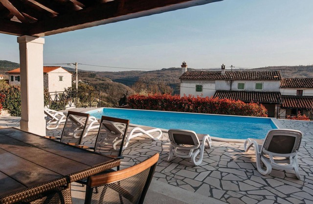3 bedroom accommodation in Motovun