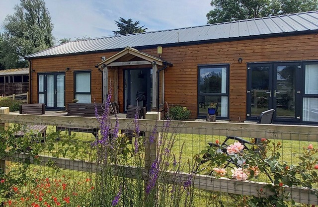 Alojamiento de 3 habitaciones en Ruckinge, cerca de Ashford