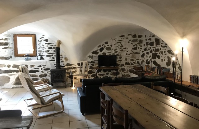 Apartamento de 3 dormitorios en Vallouise en un antiguo establo