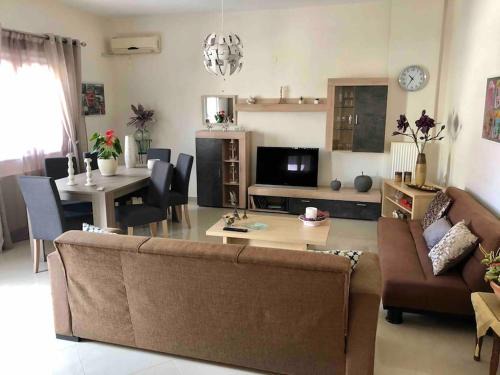 3 bedroom apartment in Heraklion - Free Parking