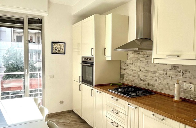 3 Bedroom Apartment in Florence
