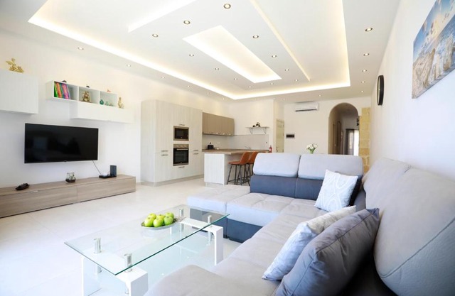 3-bedroom Apartment with views in Iz-Zebbug, Gozo