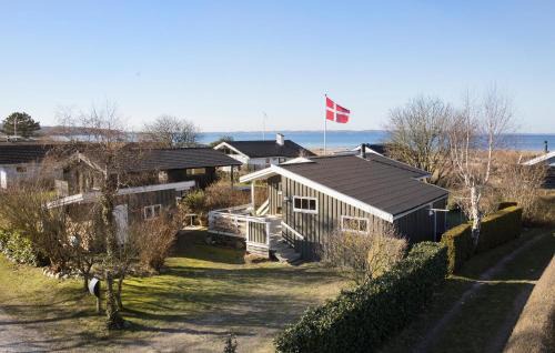 3 Bedroom Awesome Home In Brenderup Fyn