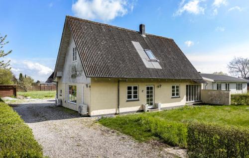 3 Bedroom Awesome Home In Otterup