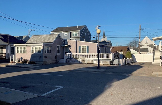 3-bedroom Beachhouse in wonderful Hampton NH with WiFi