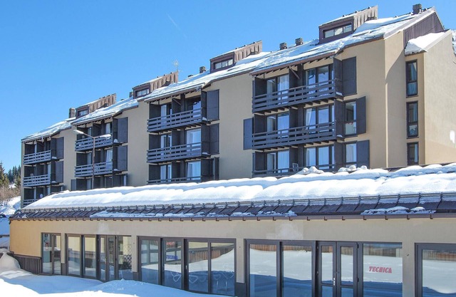 3 bedroom accommodation in Vason