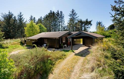 3 Bedroom Beautiful Home In Blokhus