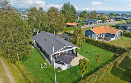 3 Bedroom Beautiful Home In Juelsminde