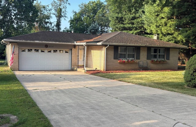 3 Bedroom Charming Ranch Cottage in Logansport close to walking trail