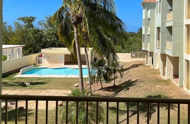 Condo de 3 habitaciones en Combate, ideal para familias, minutos de la playa