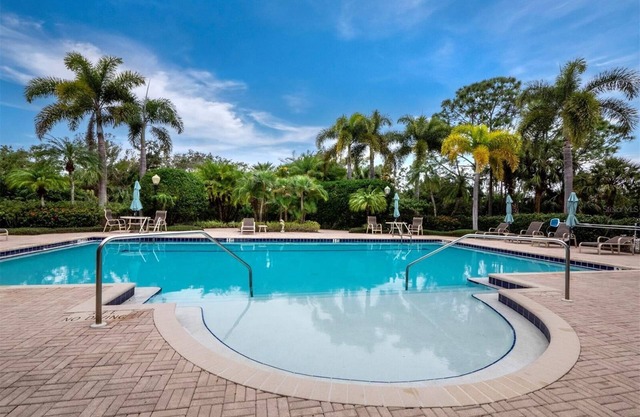 3-bedroom condo on Palmer Ranch