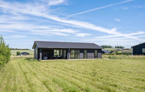 3 Bedroom Cozy Home In Slagelse