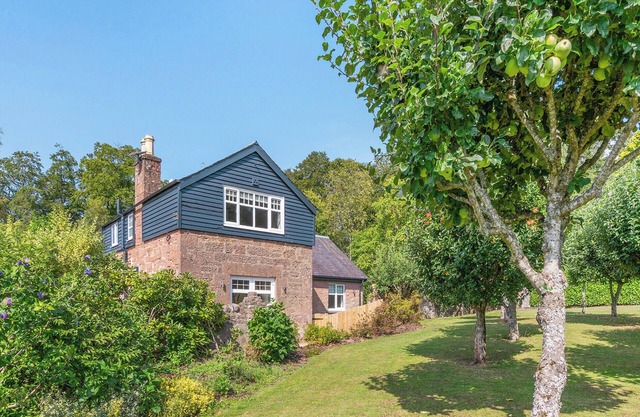 Alojamiento de 3 habitaciones en Kirkton of Lethendy