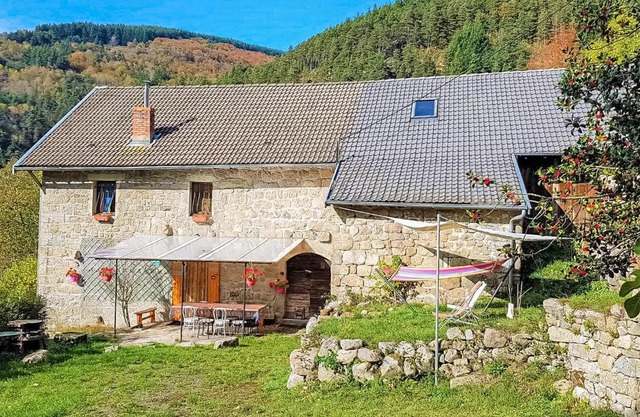 3 Bedroom Gorgeous Home In Intres