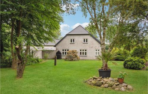 3 Bedroom Gorgeous Home In Lem St