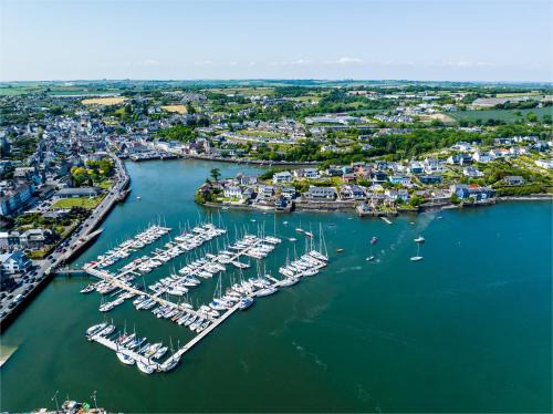 3 bedroom harbour view apartment in Kinsale