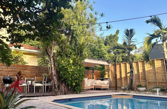 3-bedroom home in fabulous Coconut Grove Miami with amazing private pool