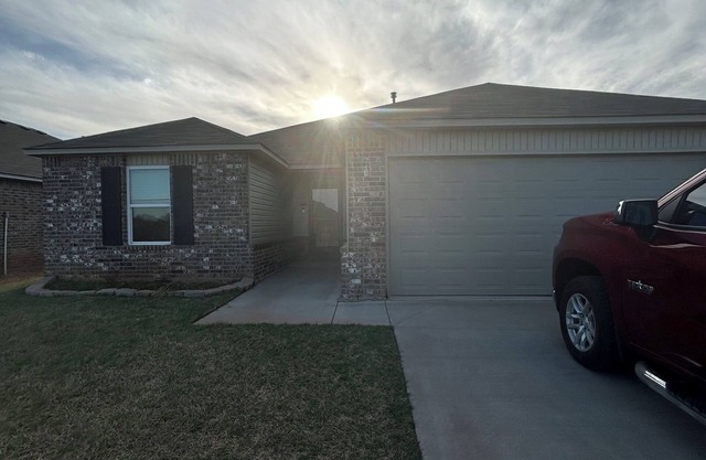 3-bedroom home in Stillwater/Walking distance to a park, 2 miles from OSU.