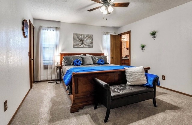 3 bedroom Home in Yukon!