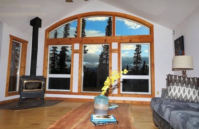Denali 5-Star Luxury Home! Vistas impresionantes del parque, a 11 millas de Denali Entrance Rd.