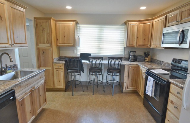 3 Bedroom house close to downtown and the Hospital